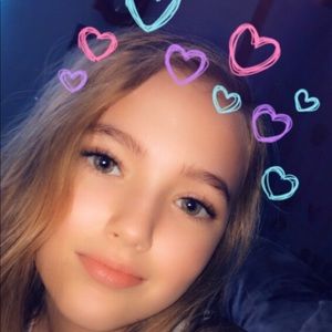 Meet your Posher, Alana